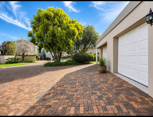 3 BEDROOM HOUSE FOR SALE IN THREE RIVERS EAST
